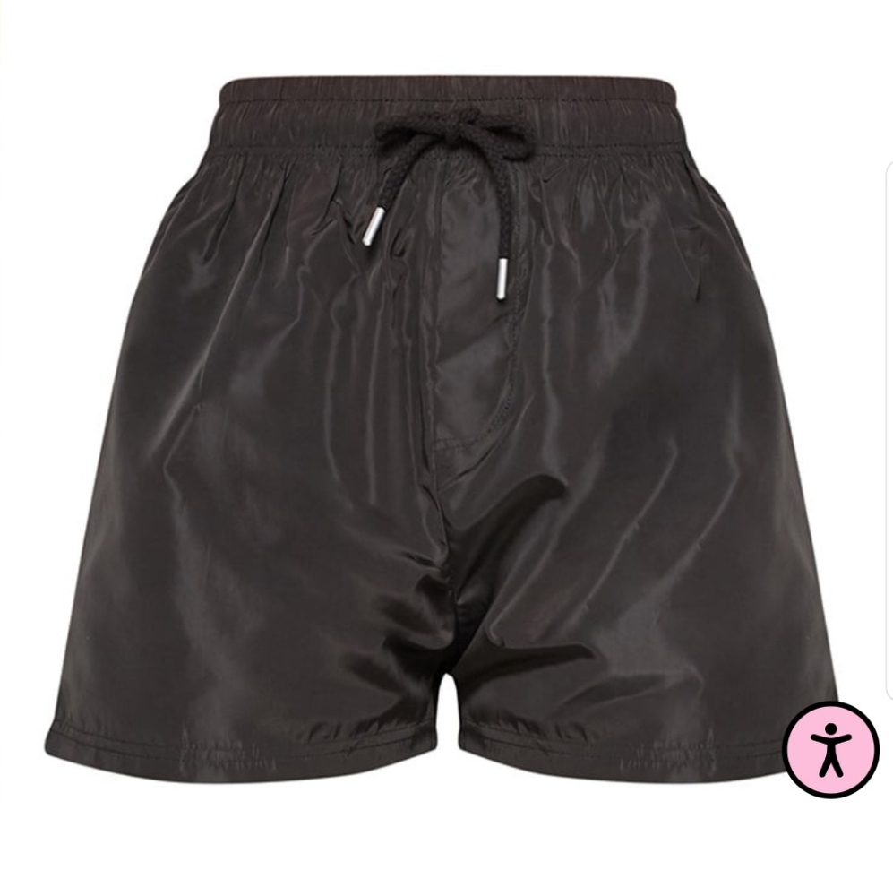 Shorts - Picture 5 of 7